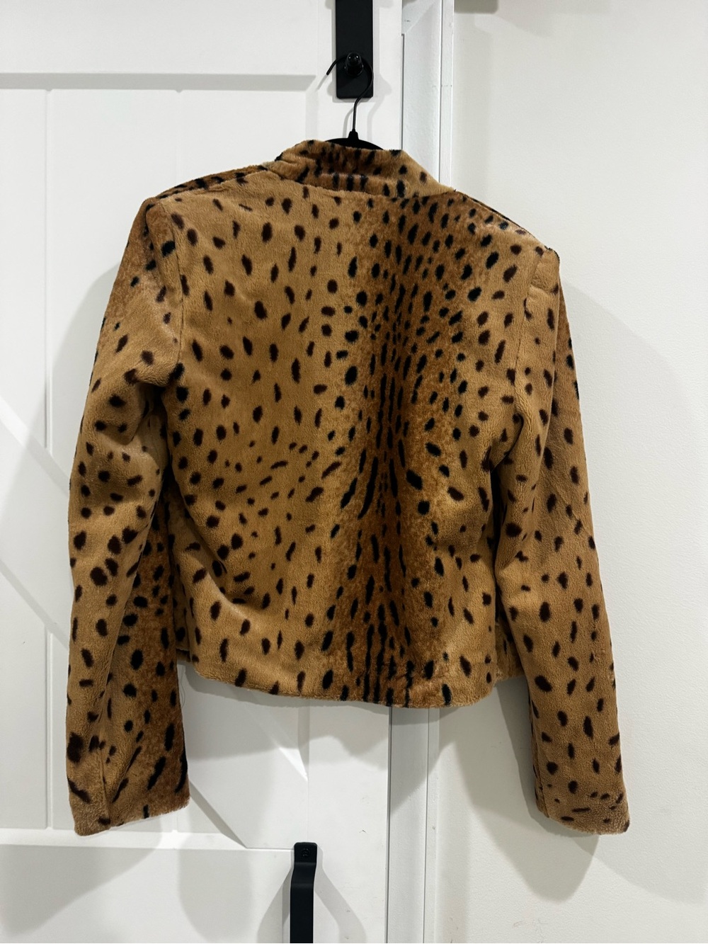 Leopard Jacket - Picture 2 of 3